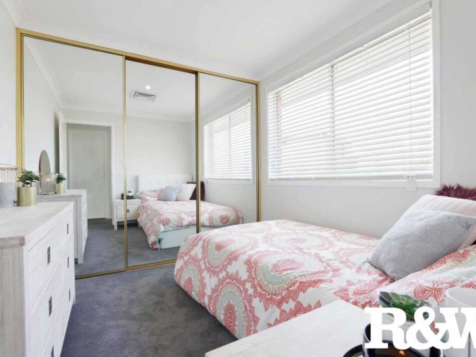 13 Wills Glen St Clair