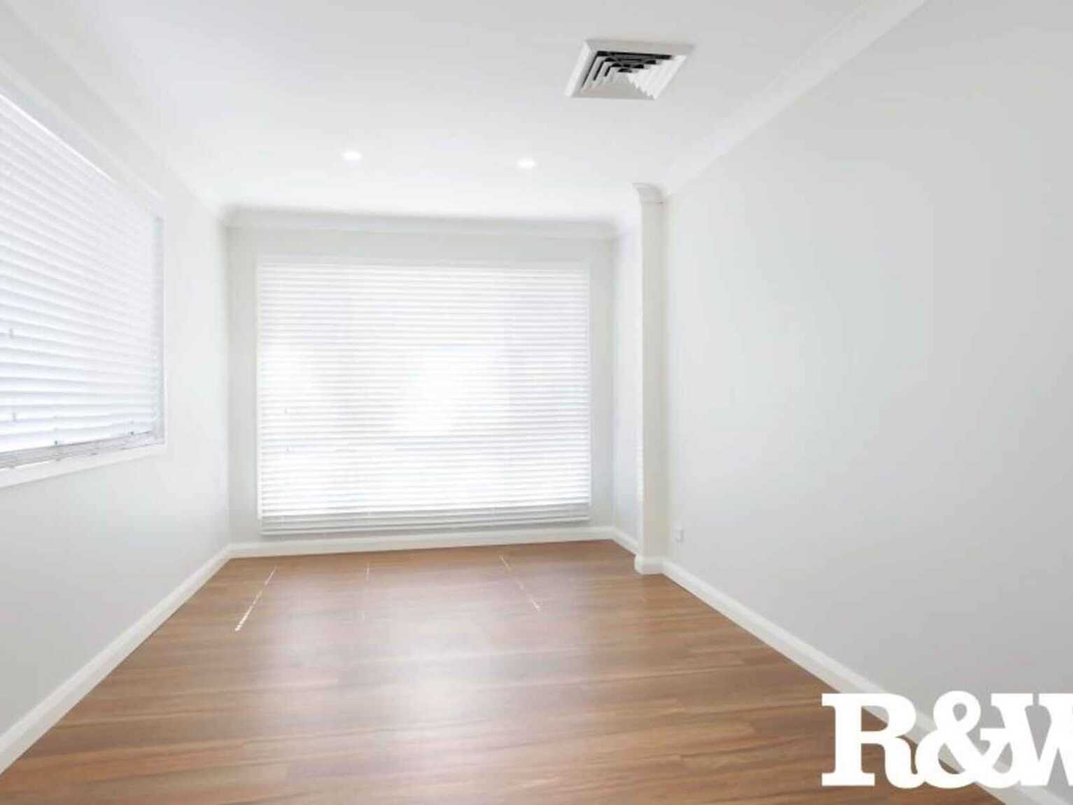 13 Wills Glen St Clair