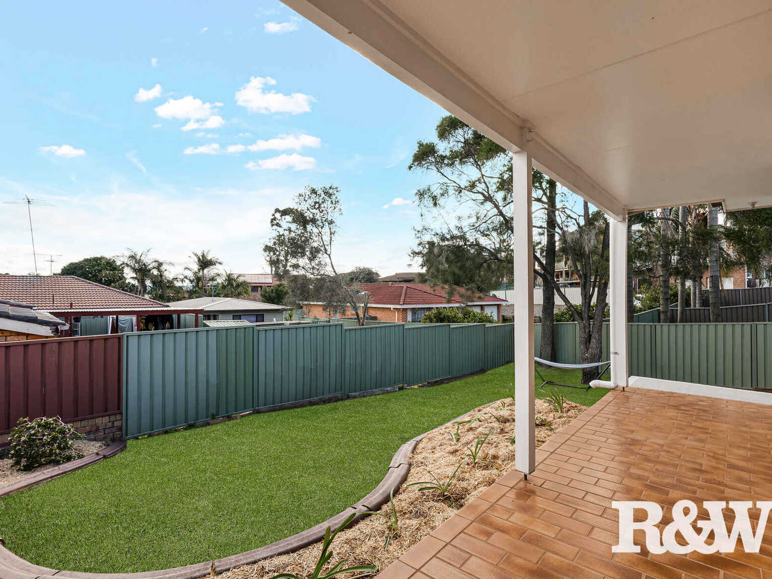 36 Explorers Way St Clair