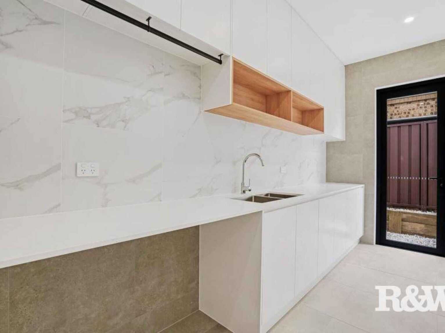 24 Mustang Avenue St Clair