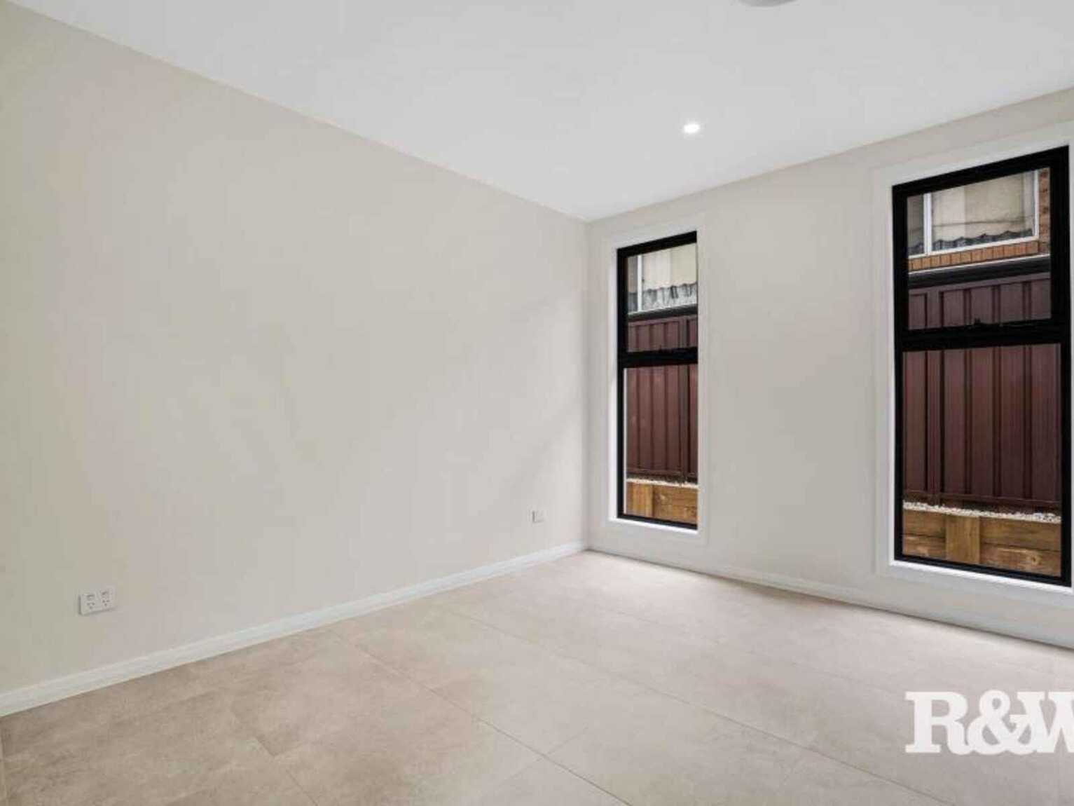 24 Mustang Avenue St Clair