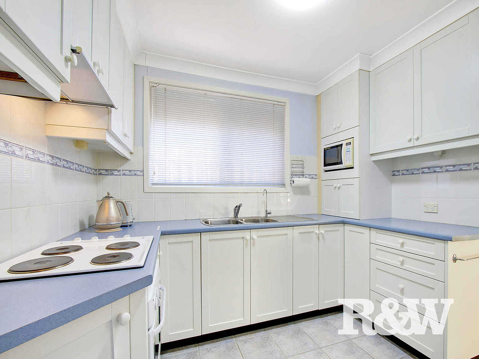 8 Garrick Road St Clair 8 Garrick Road St Clair