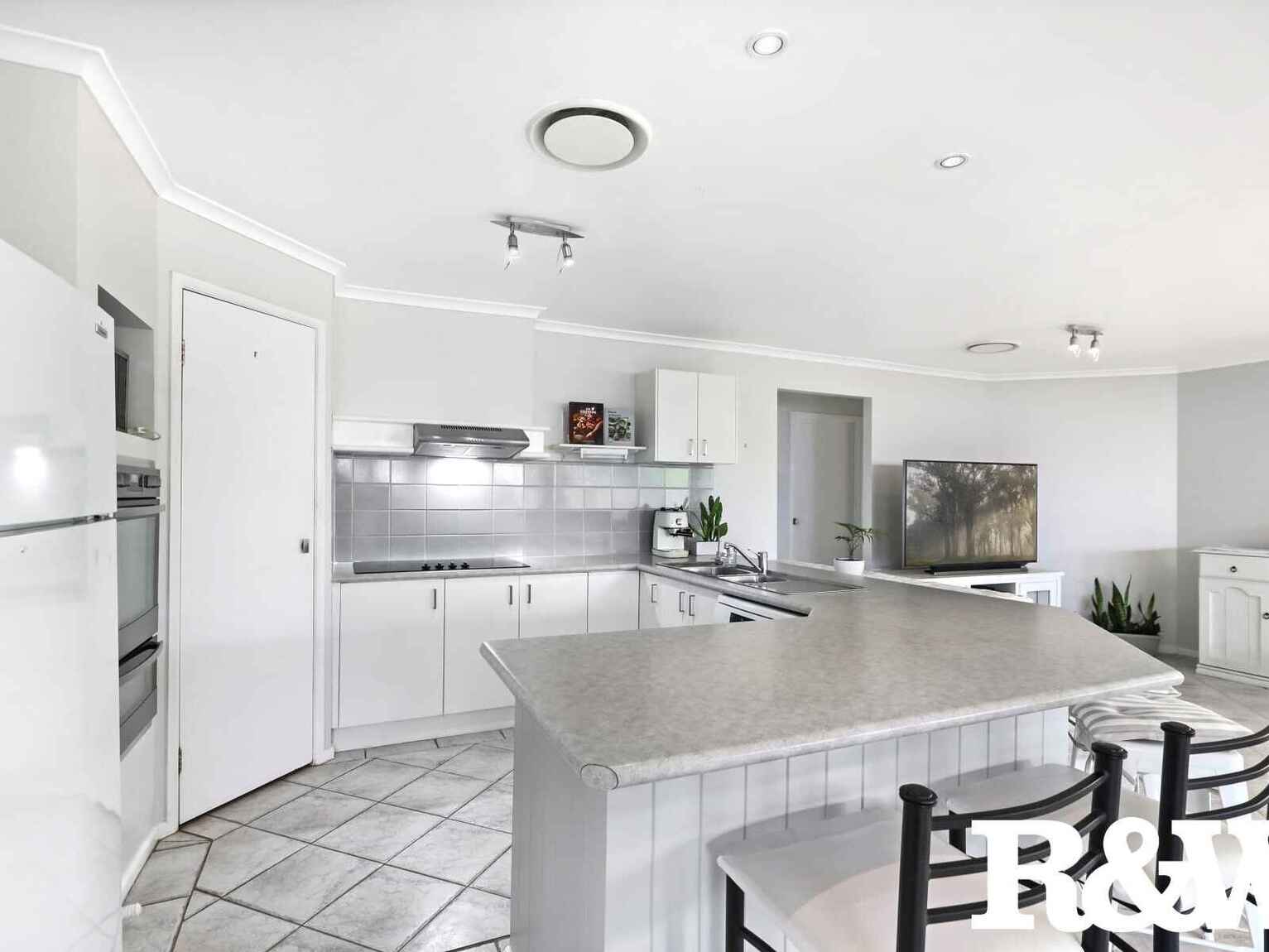 65 Eskdale Street Minchinbury