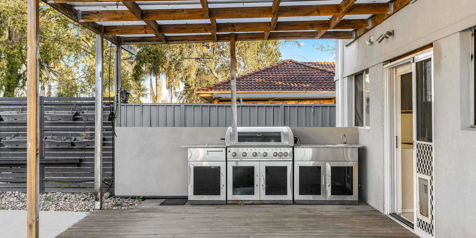 24 Madison Circuit St Clair