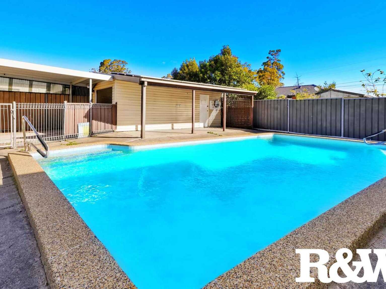 36 Gasmata Crescent Whalan 36 Gasmata Crescent Whalan