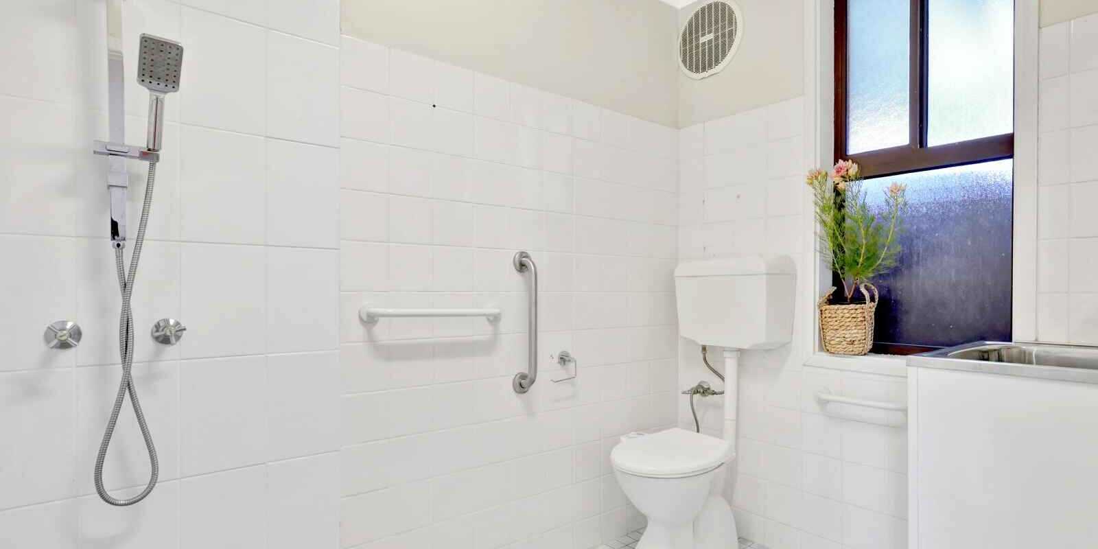 36 Gasmata Crescent Whalan 36 Gasmata Crescent Whalan