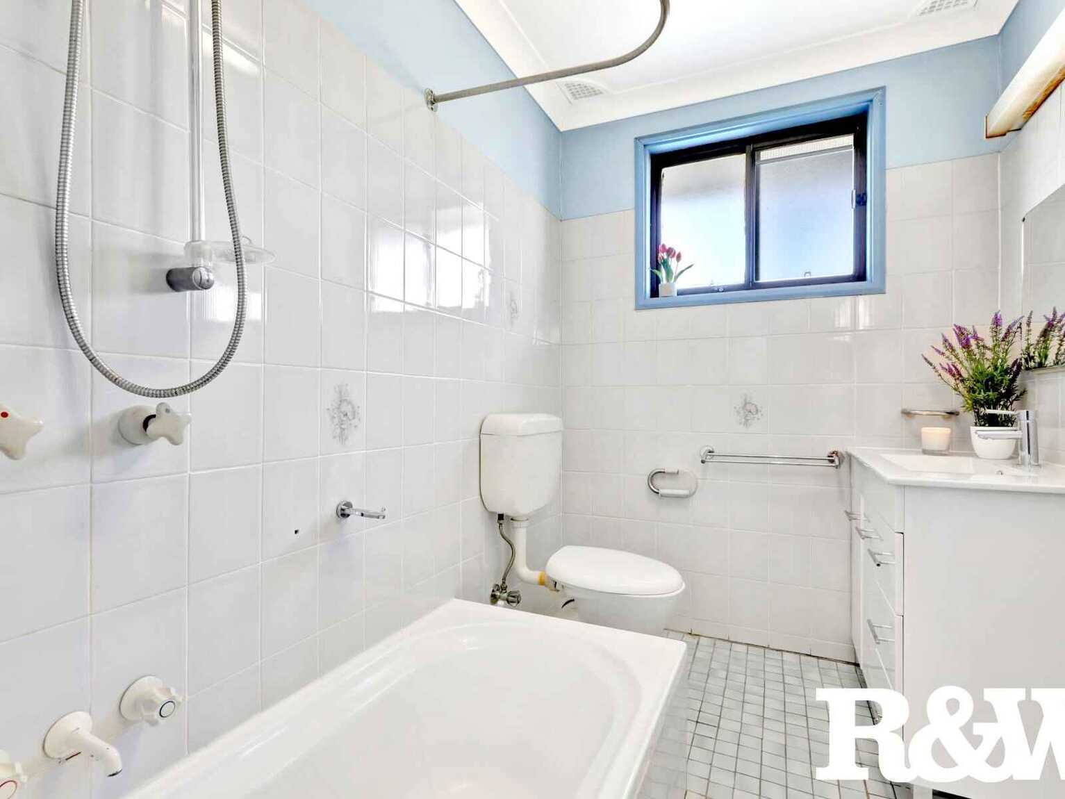 36 Gasmata Crescent Whalan 36 Gasmata Crescent Whalan