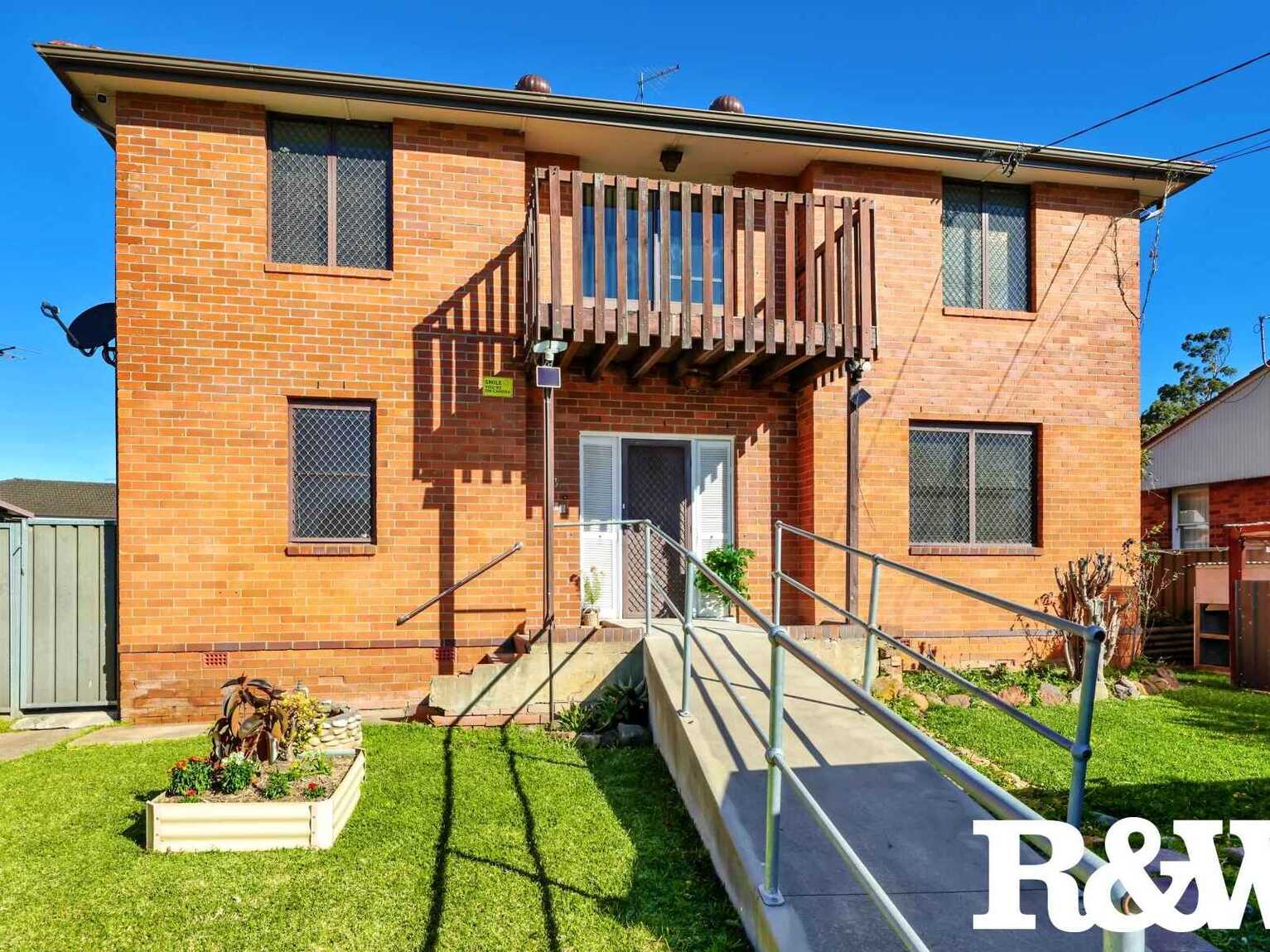 36 Gasmata Crescent Whalan 36 Gasmata Crescent Whalan