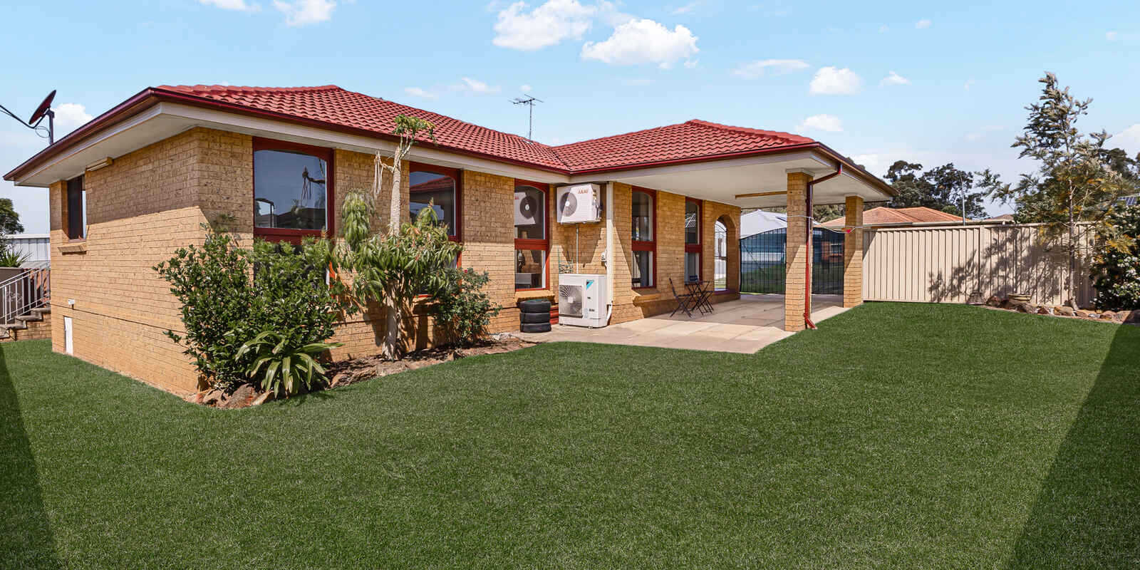 34 Alexandra Circuit St Clair