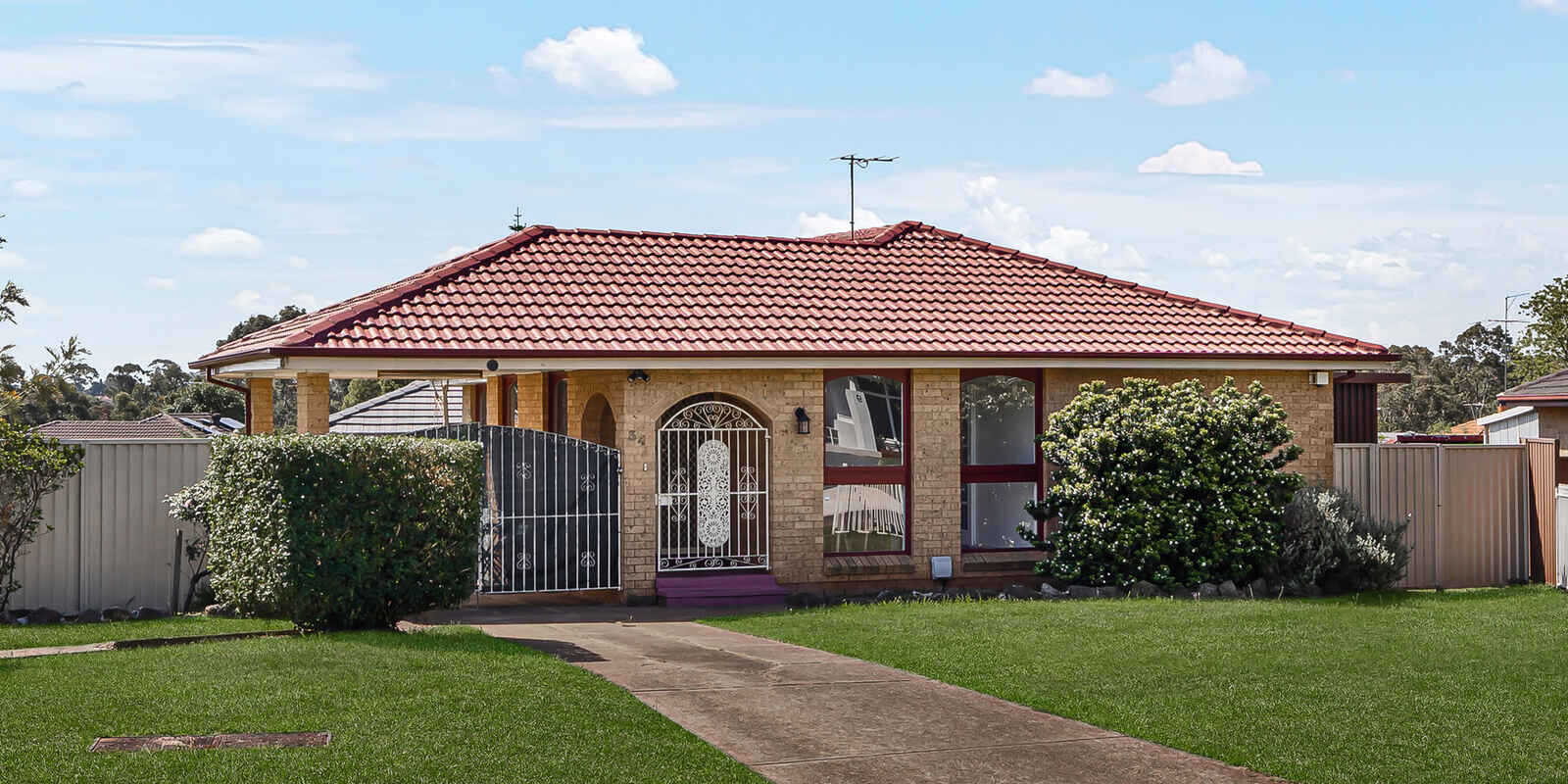34 Alexandra Circuit St Clair