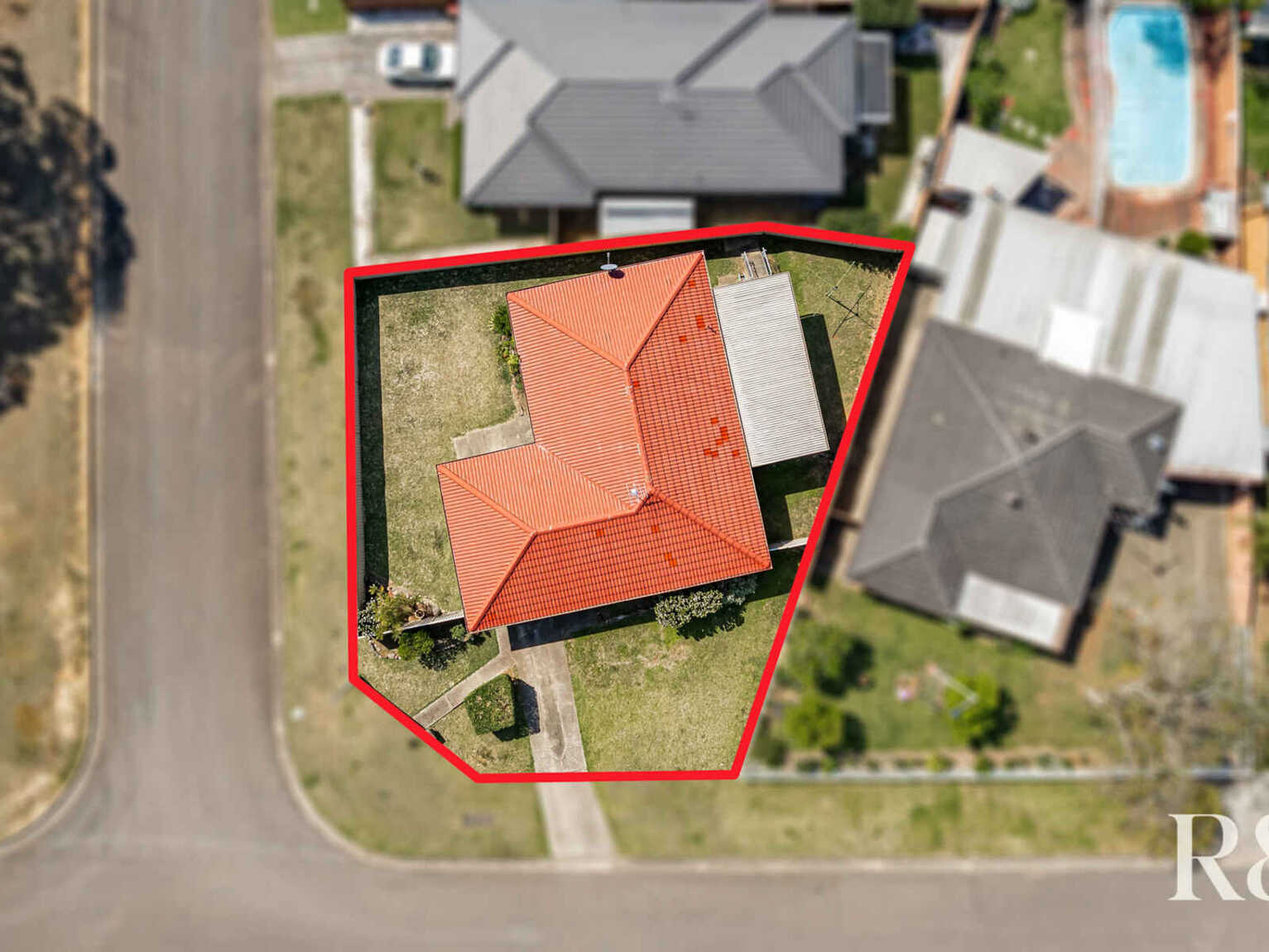 34 Alexandra Circuit St Clair