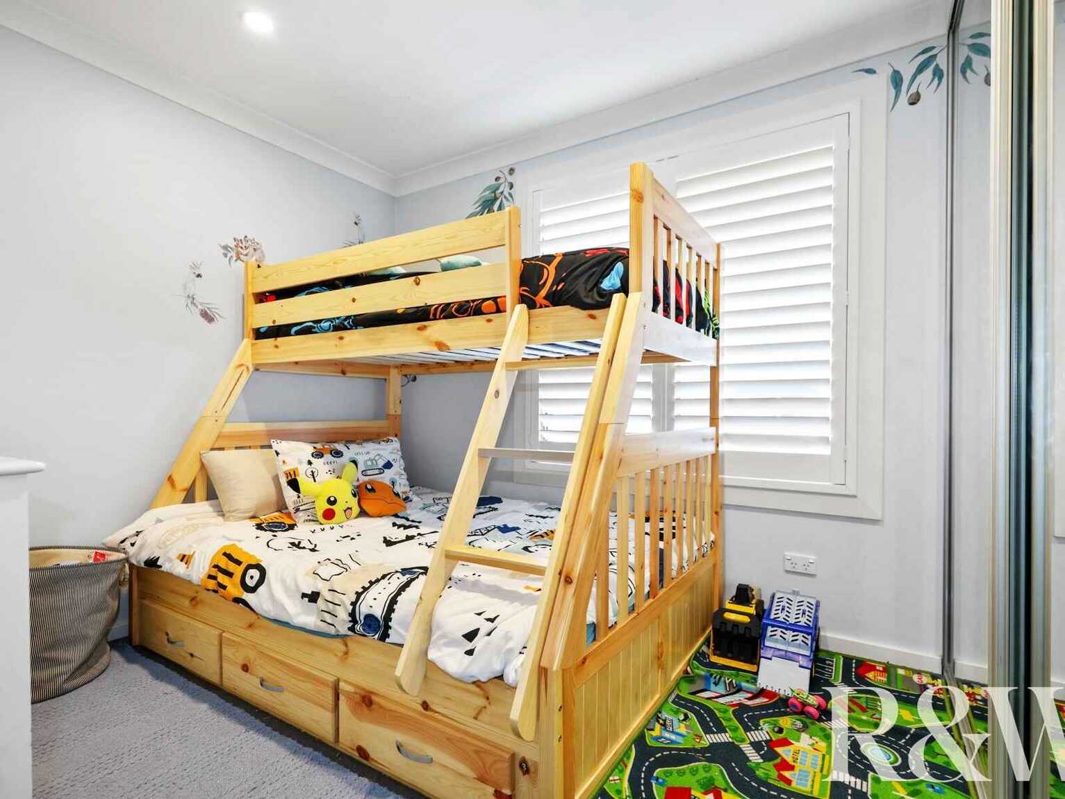 53 Shadlow Crescent St Clair 53 Shadlow Crescent St Clair
