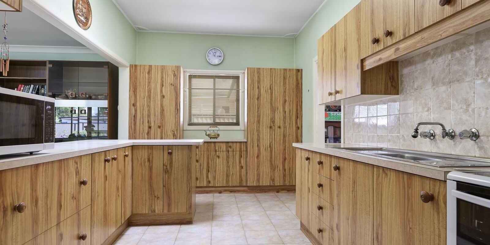 106 Carpenter Street Colyton 106 Carpenter Street Colyton