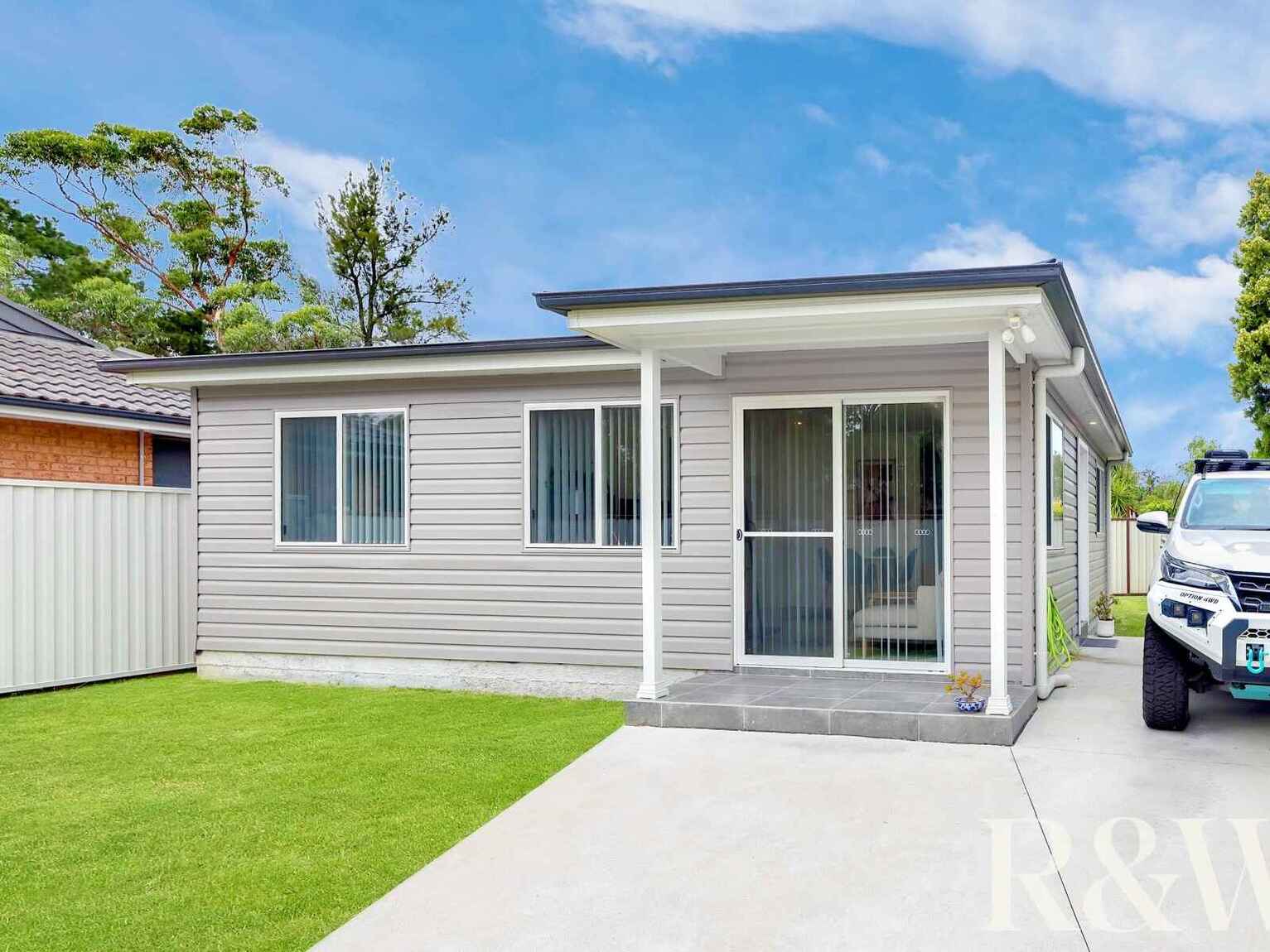 2 & 2A Francis Greenway Avenue St Clair 2 & 2A Francis Greenway Avenue St Clair