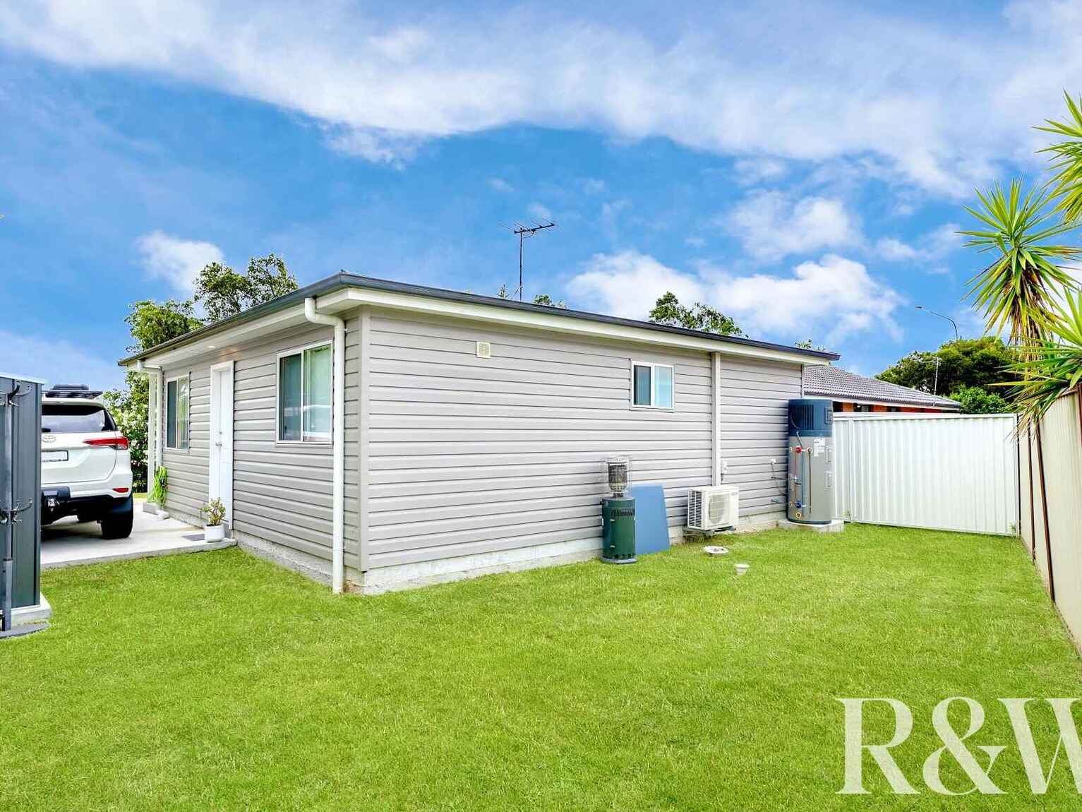 2 & 2A Francis Greenway Avenue St Clair 2 & 2A Francis Greenway Avenue St Clair