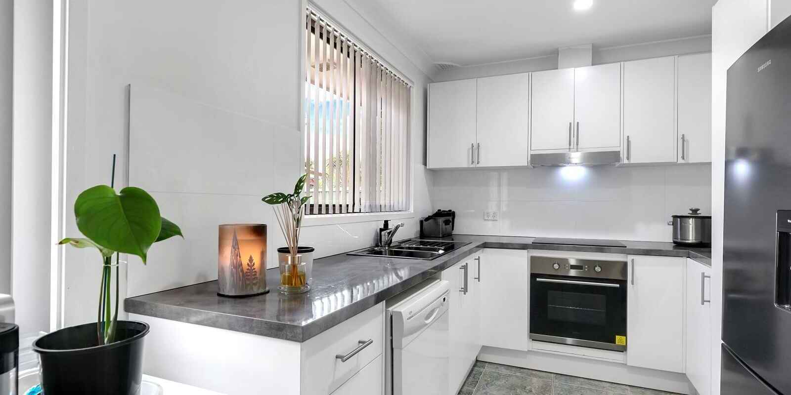 2 & 2A Francis Greenway Avenue St Clair 2 & 2A Francis Greenway Avenue St Clair