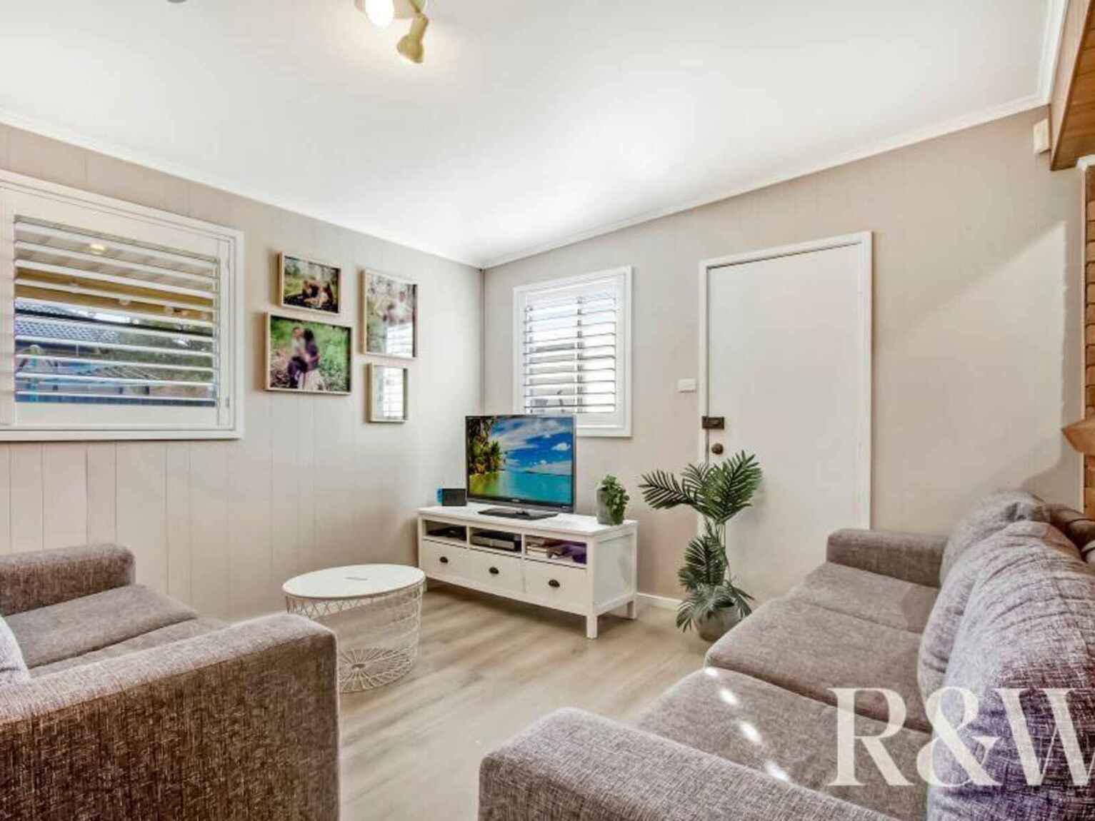 29 McCartney Crescent St Clair