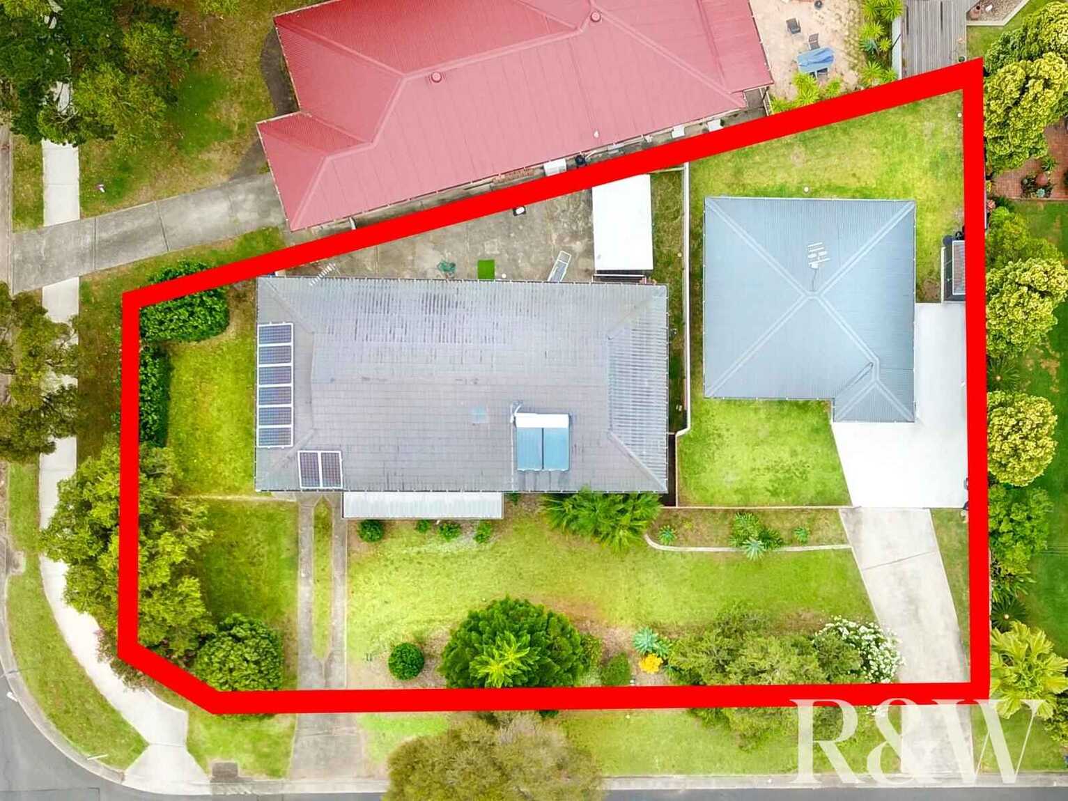 2 & 2A Francis Greenway Avenue St Clair 2 & 2A Francis Greenway Avenue St Clair