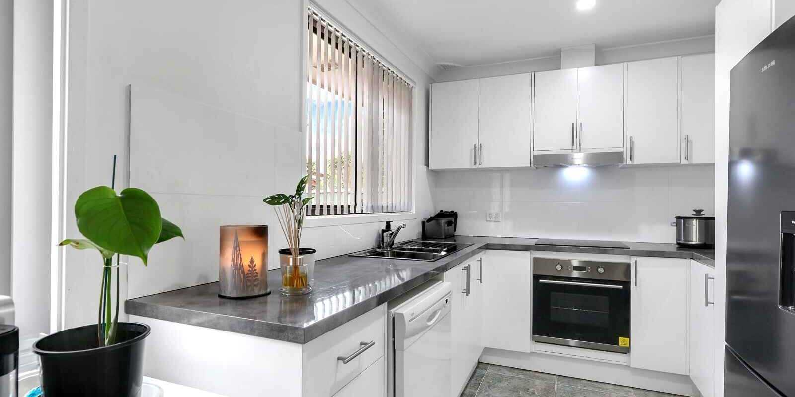 2 & 2A Francis Greenway Avenue St Clair 2 & 2A Francis Greenway Avenue St Clair