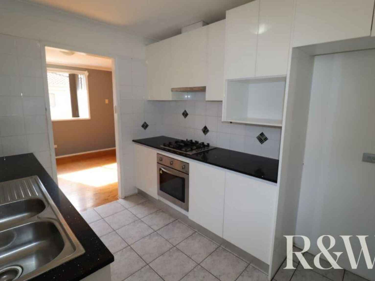 32 Denzil Avenue St Clair