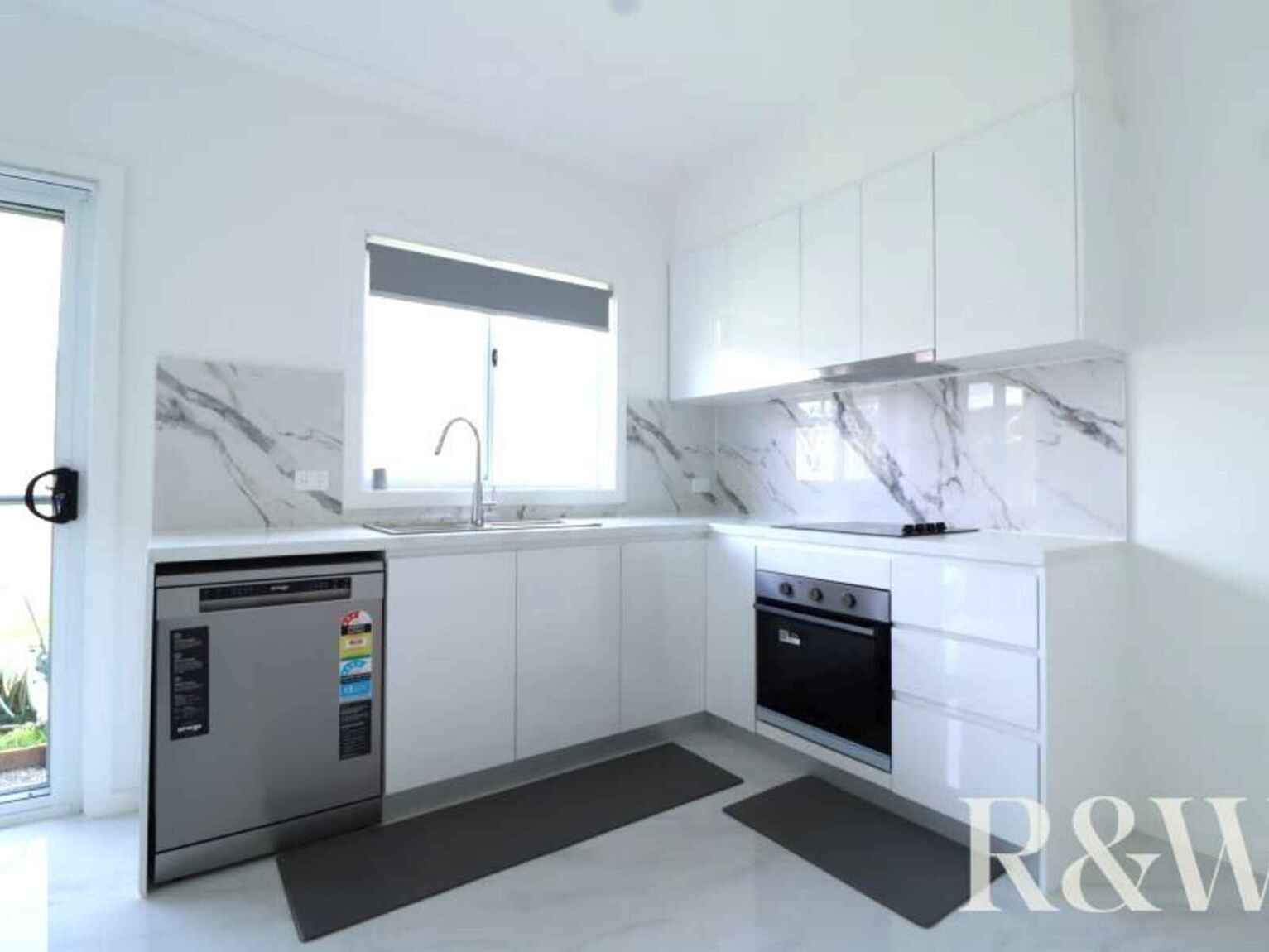 5A Augusta Place St Clair