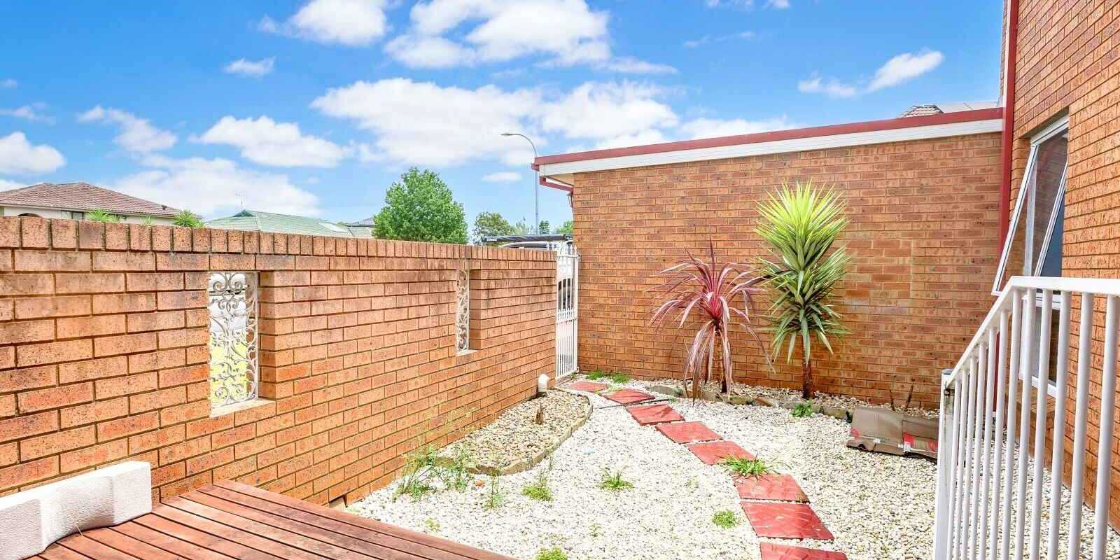 1 & 1A Chrisalex Place St Clair