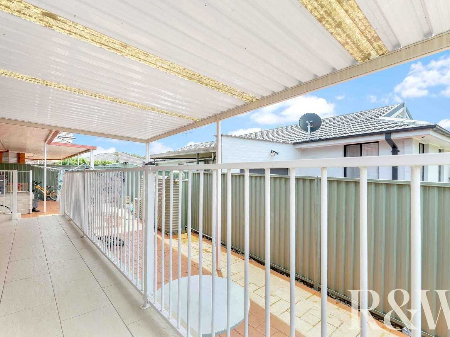 1 & 1A Chrisalex Place St Clair