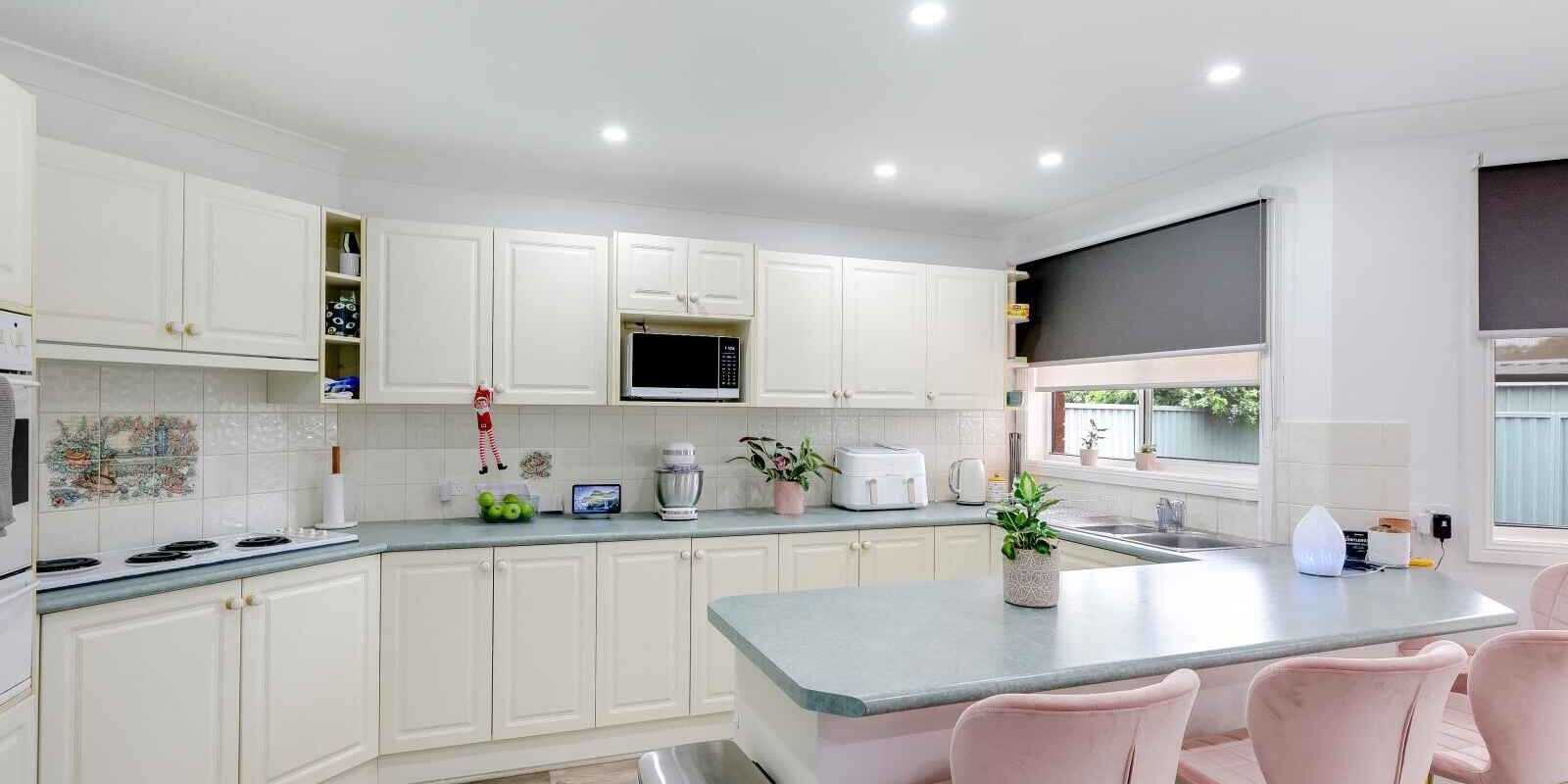 1 & 1A Chrisalex Place St Clair