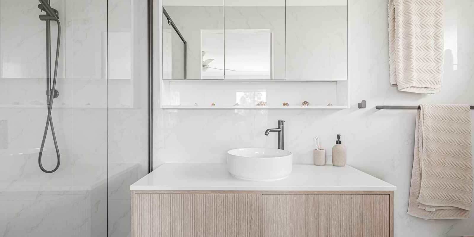 30 Francis Greenway Avenue St Clair