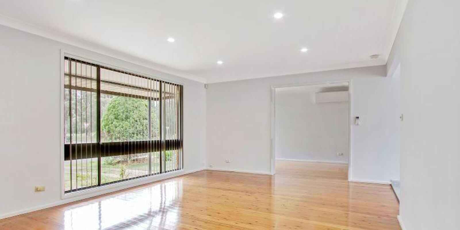 2 Francis Greenway Avenue St Clair