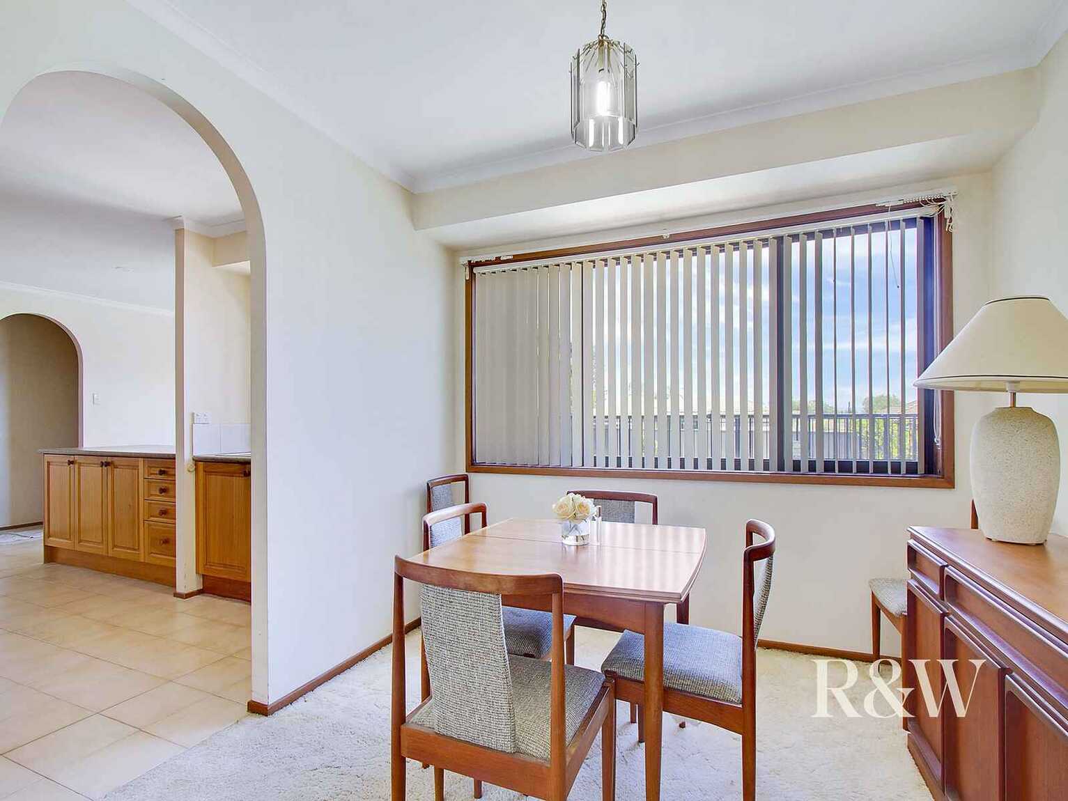 17 Eucumbene Place St Clair 17 Eucumbene Place St Clair