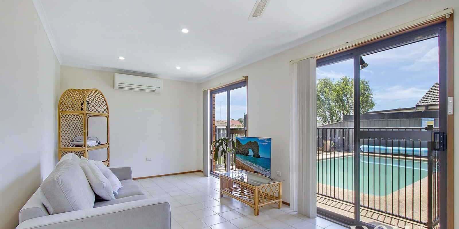 17 Eucumbene Place St Clair 17 Eucumbene Place St Clair