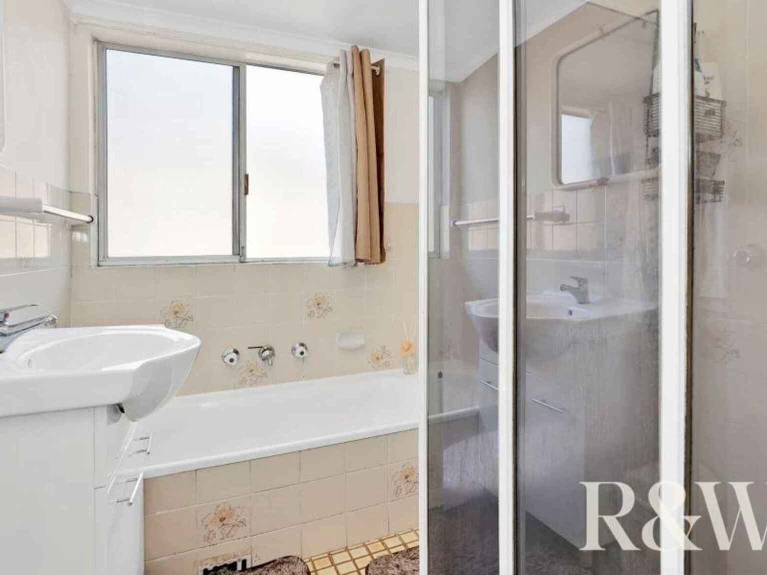 13/54 Park Avenue Kingswood