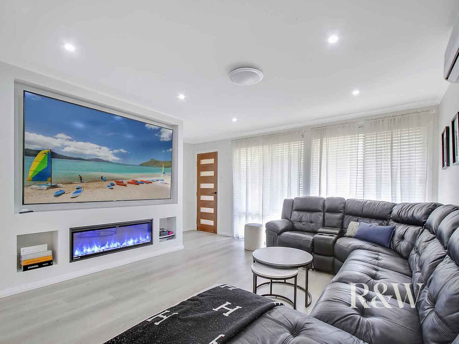 68 Windrush Circuit St Clair 68 Windrush Circuit St Clair