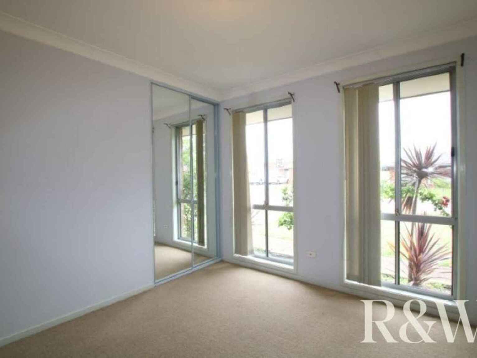 71 Weaver Street Erskine Park