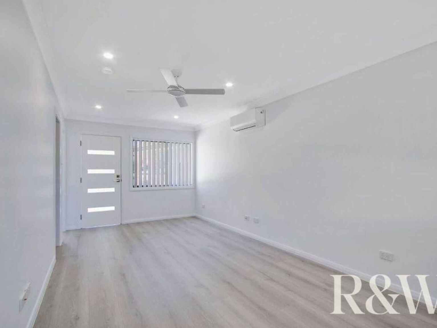 13A Kala Circuit St Clair