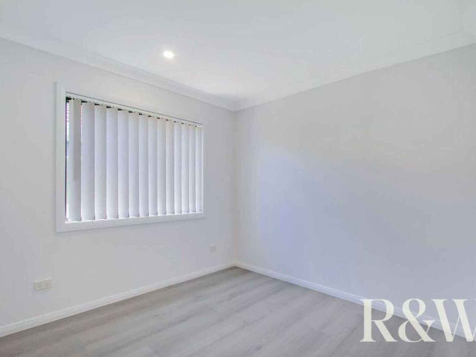 13A Kala Circuit St Clair