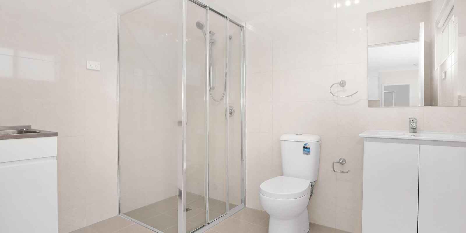 13 & 13A Warrenton Street St Clair 13 & 13A Warrenton Street St Clair