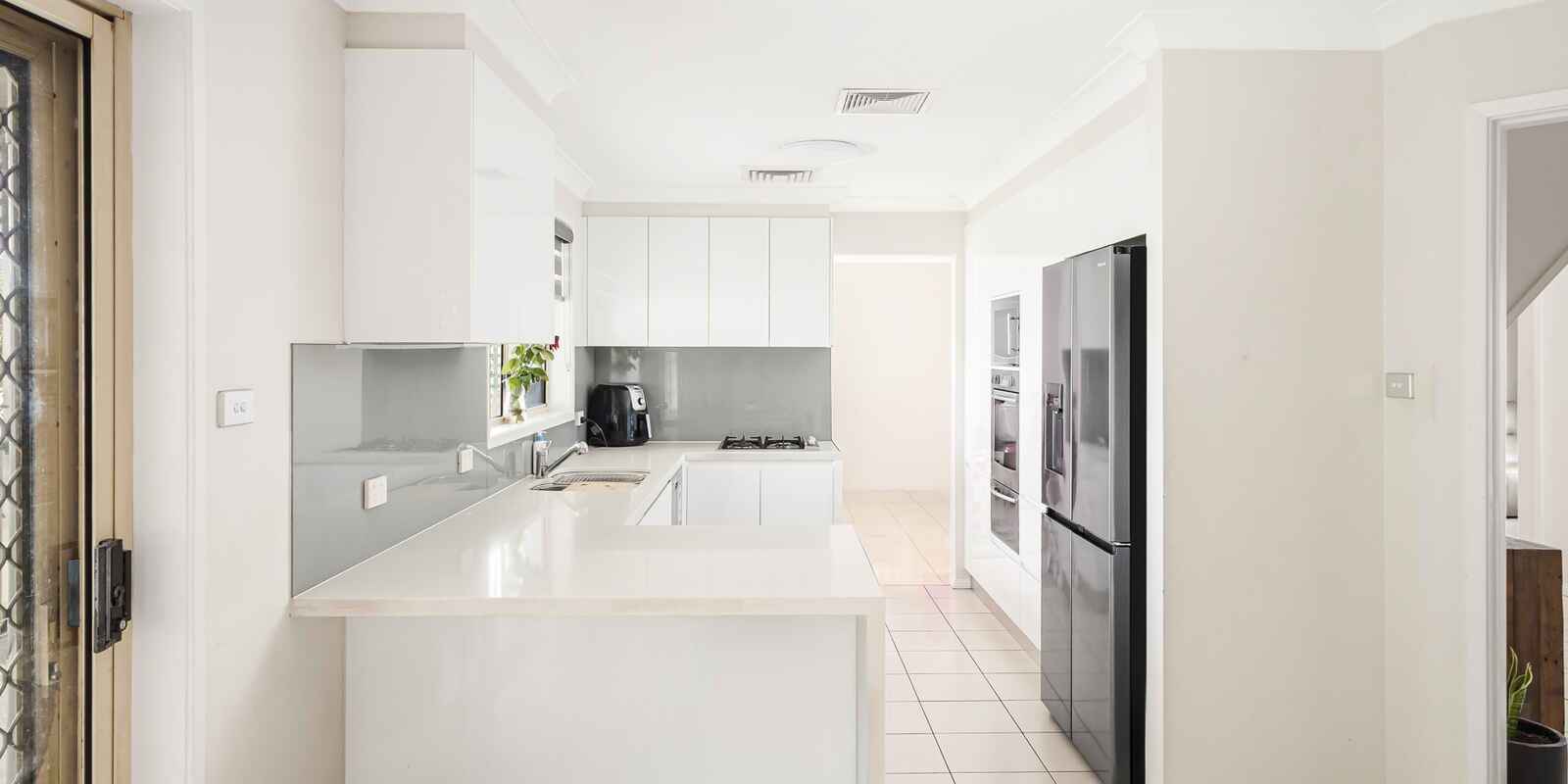 6 Ashwick Circuit St Clair 6 Ashwick Circuit St Clair