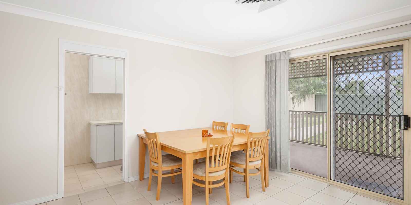 6 Ashwick Circuit St Clair 6 Ashwick Circuit St Clair