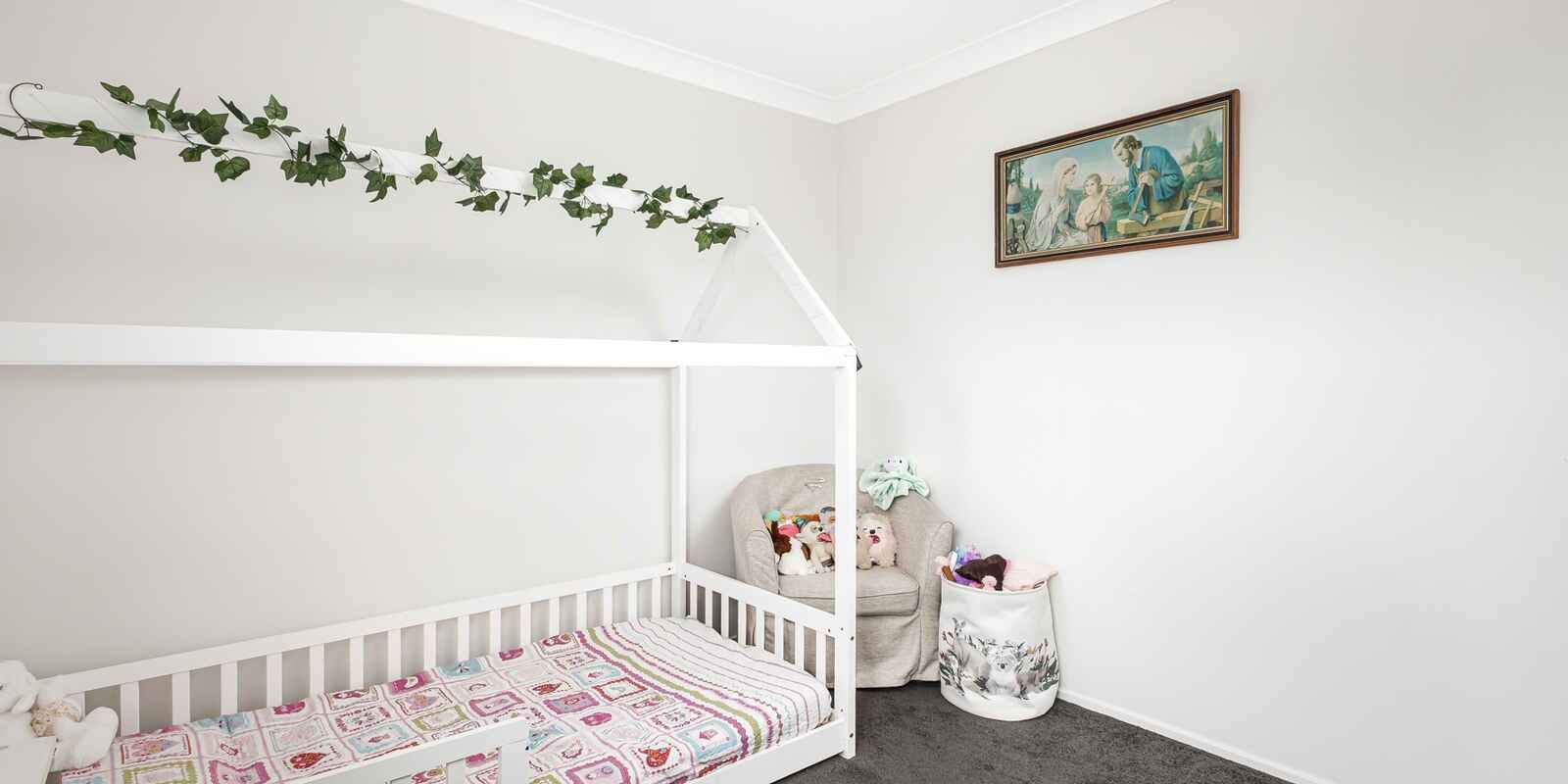 6 Ashwick Circuit St Clair 6 Ashwick Circuit St Clair