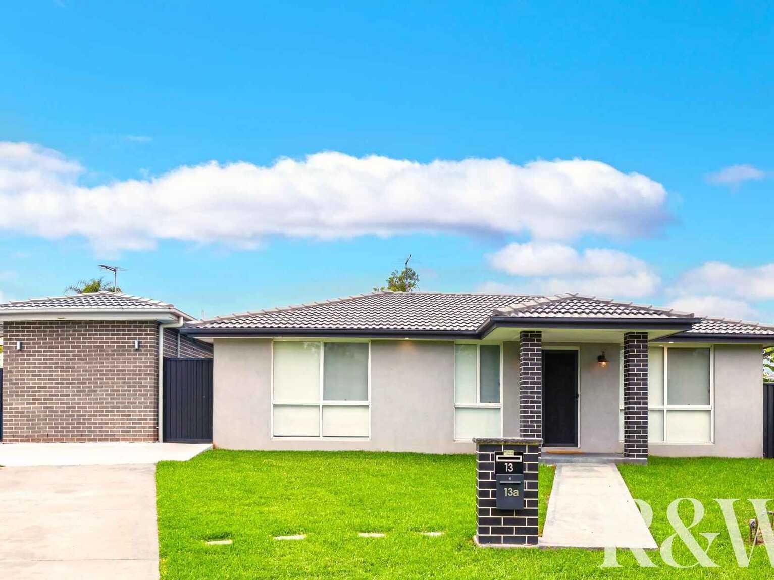 13 Warrenton Street St Clair 13 Warrenton Street St Clair
