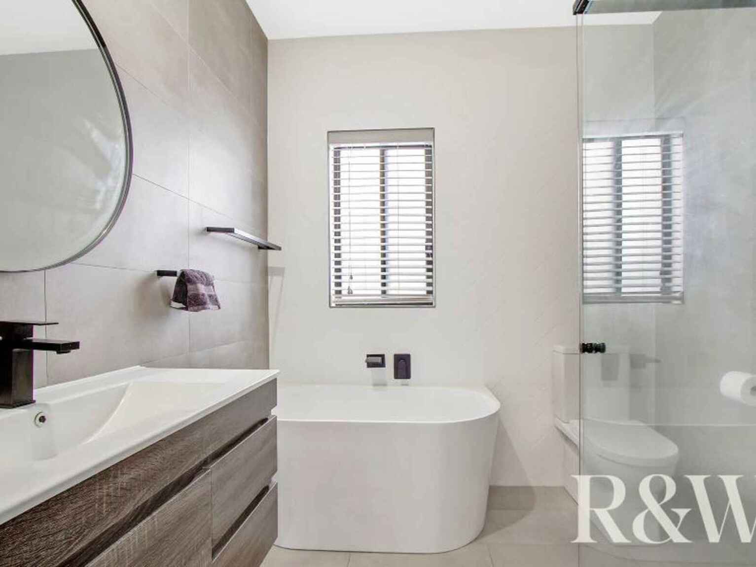 12A Starlight Place St Clair