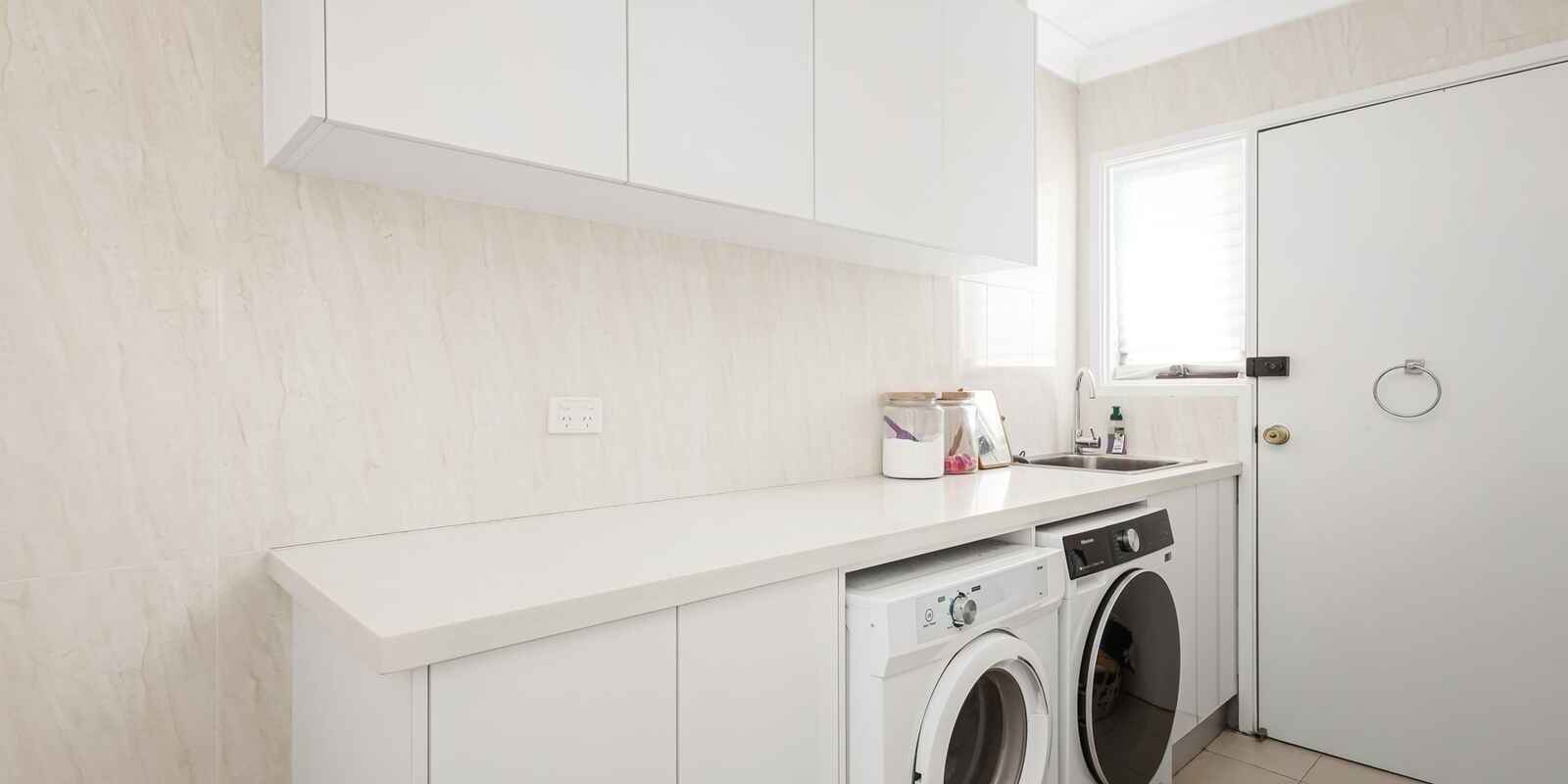 6 Ashwick Circuit St Clair