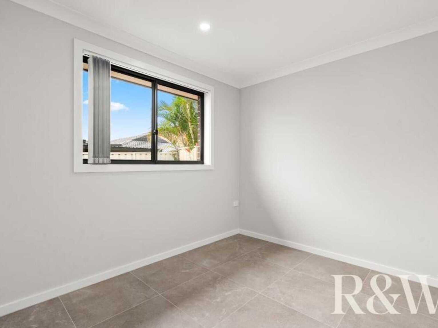 10A Chatres Street St Clair