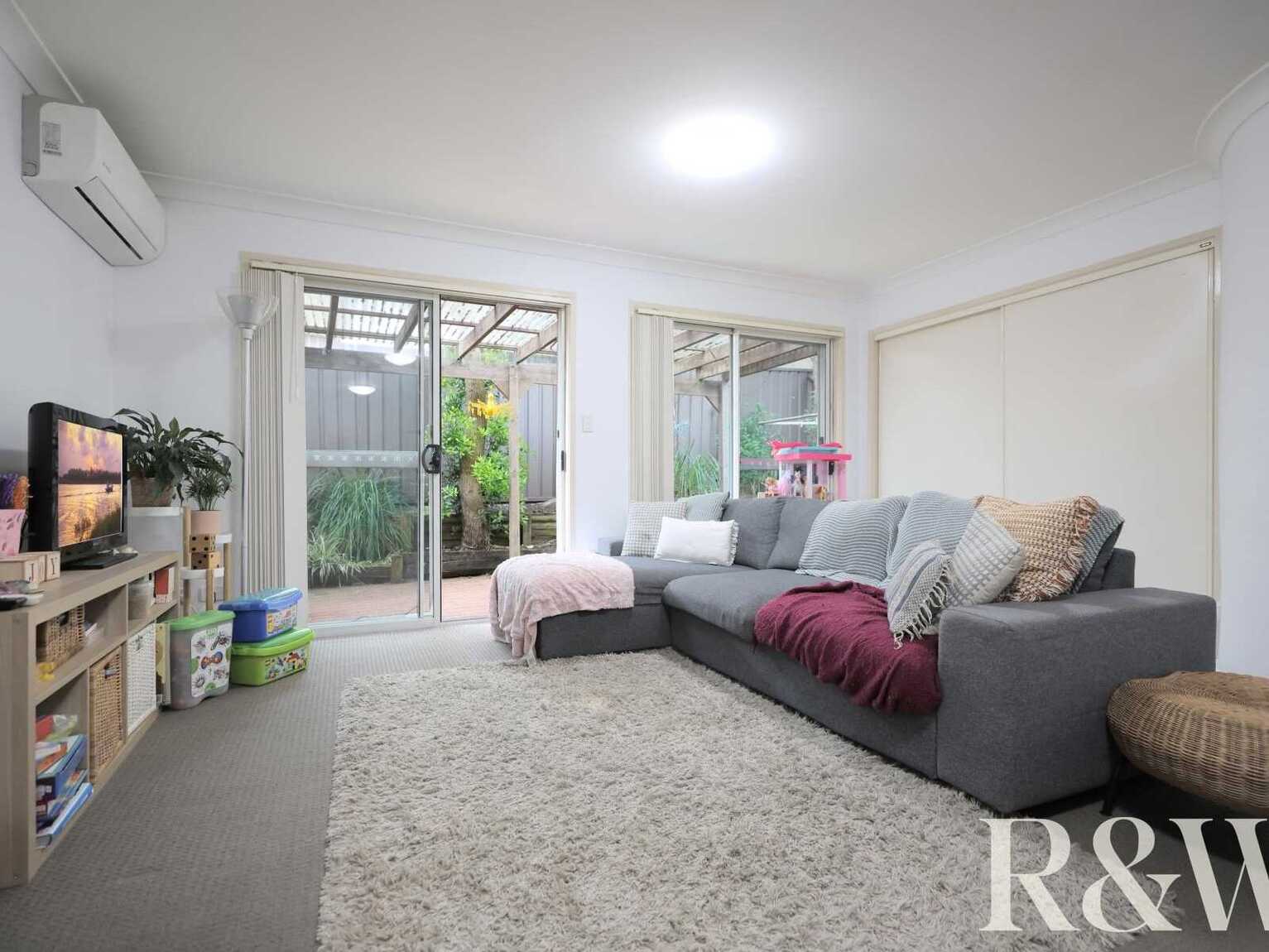 9/37 Binalong Road Pendle Hill 9/37 Binalong Road Pendle Hill