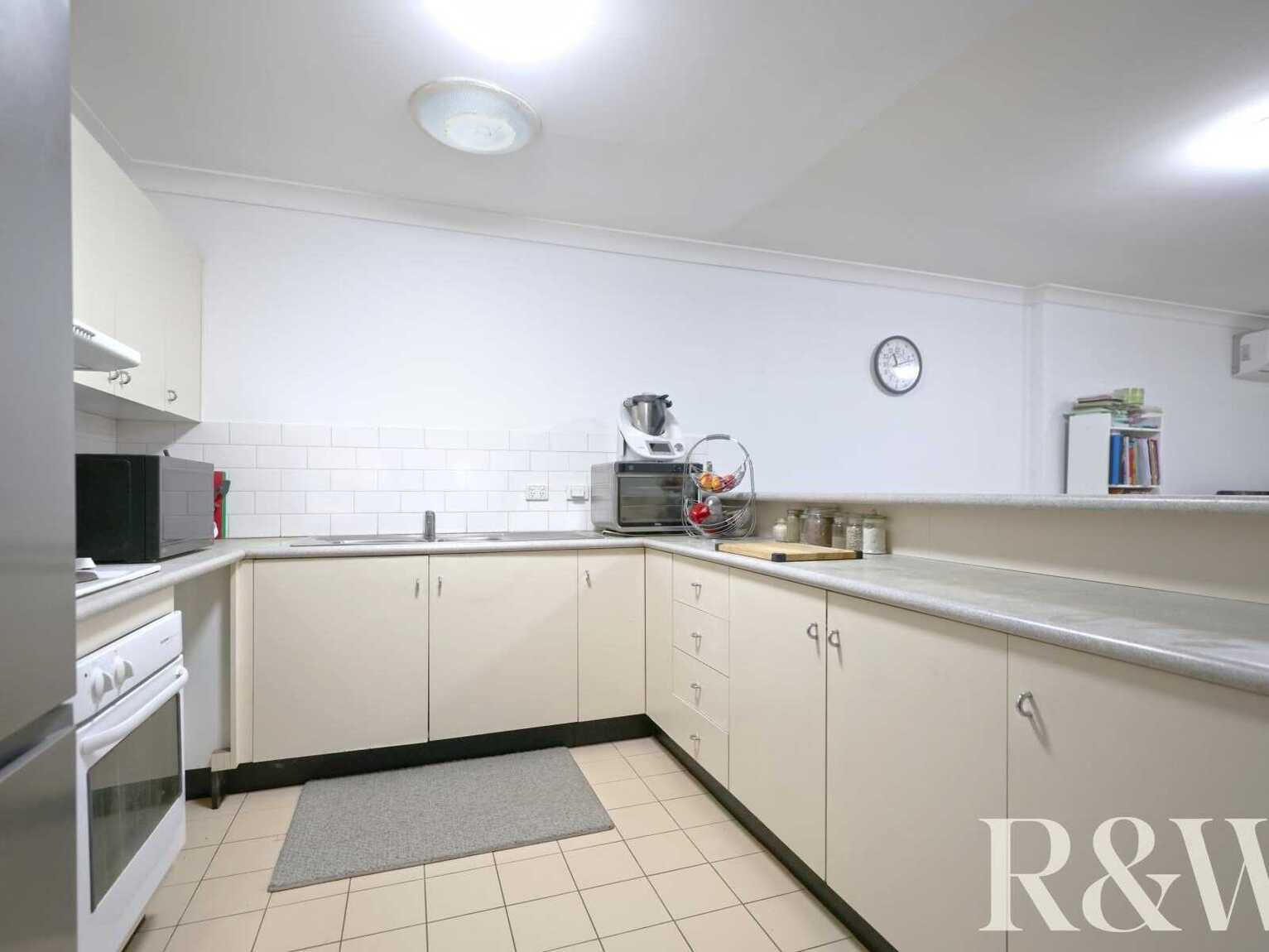 9/37 Binalong Road Pendle Hill 9/37 Binalong Road Pendle Hill