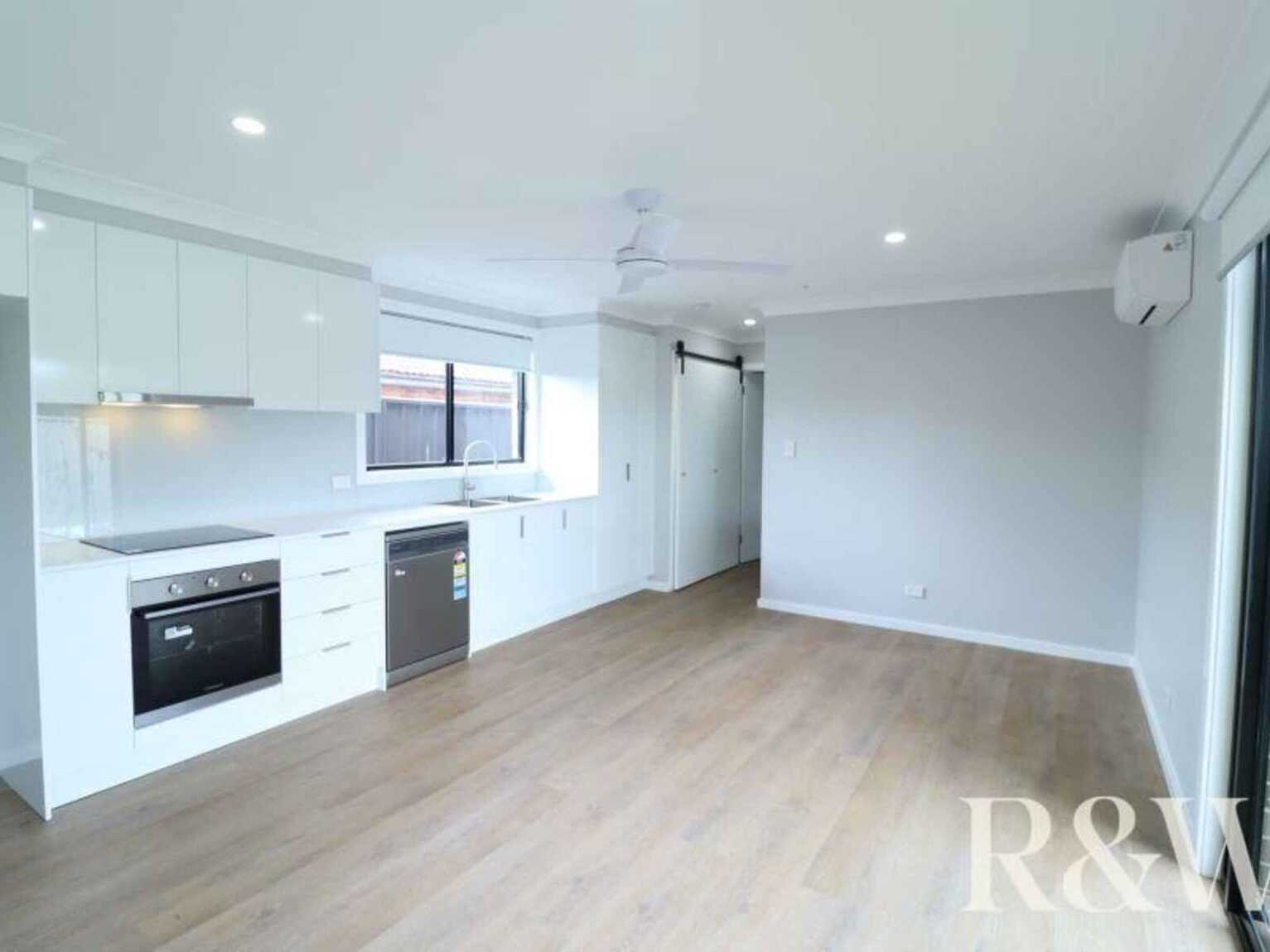 9A Tinarra Crescent Erskine Park