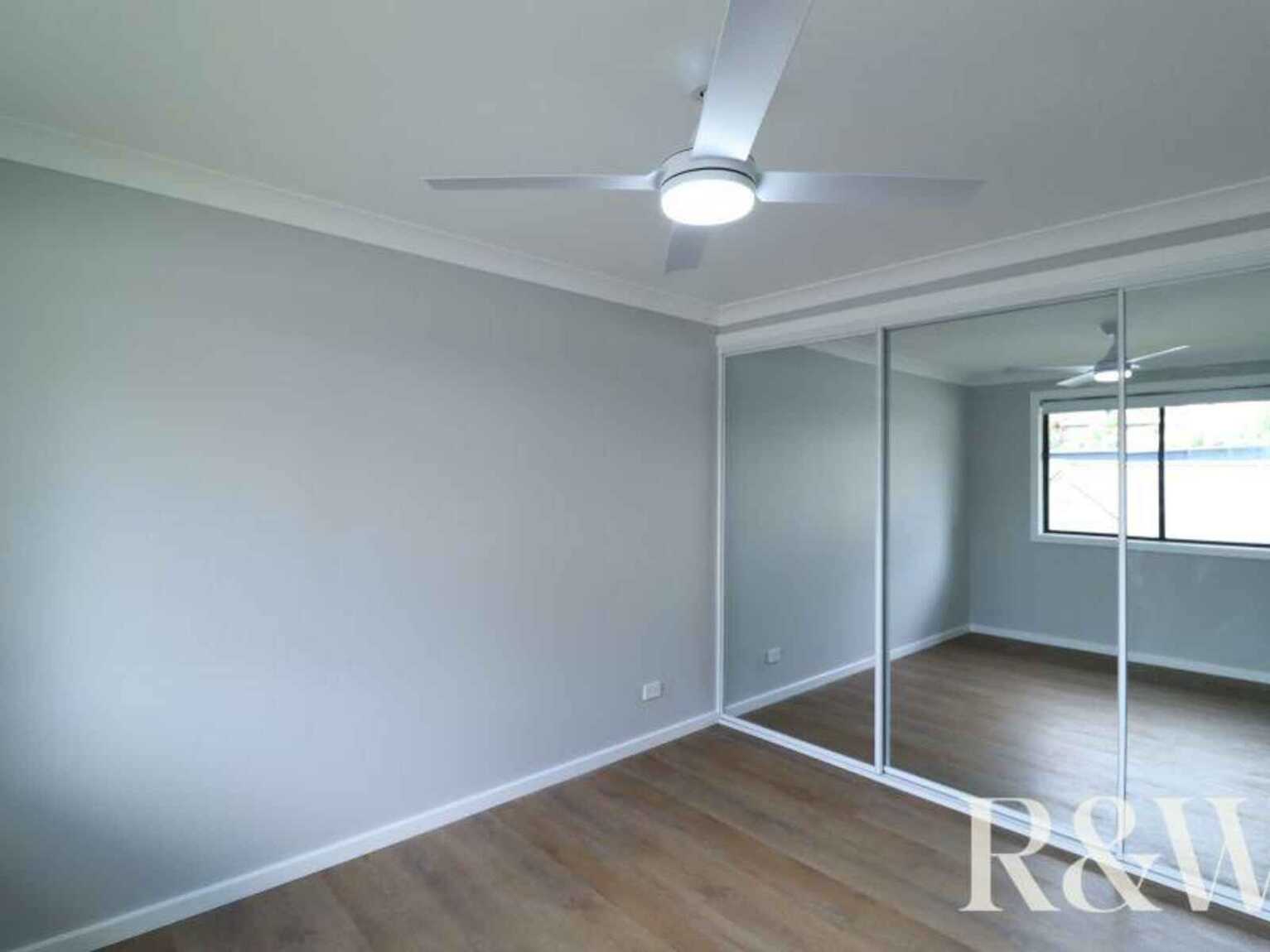 9A Tinarra Crescent Erskine Park