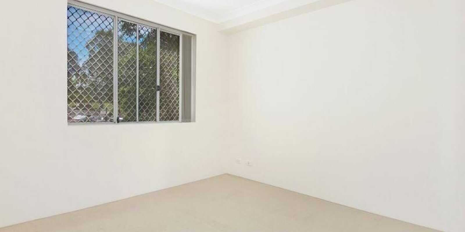 47/2-12 Civic Avenue Pendle Hill